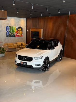 VOLVO XC40 2.0 T5 GASOLINA EDIÇÃO ESPECIAL AWD GEARTRONIC